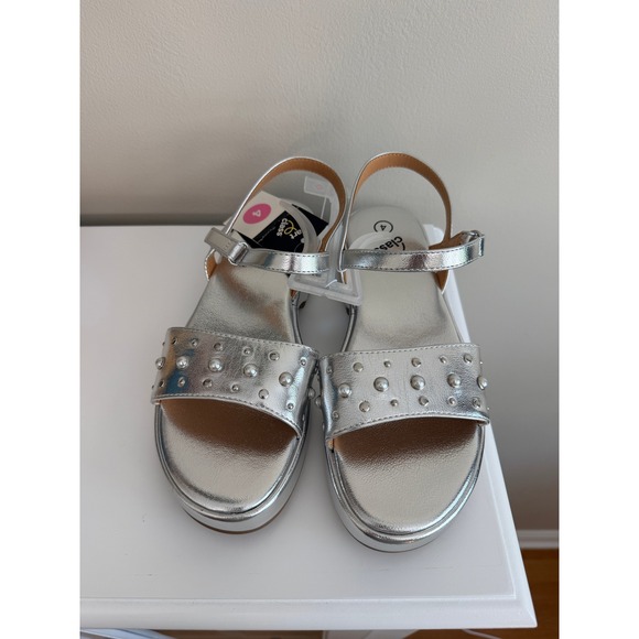 art class Other - Art Class Platform Sandals Girls Size 4‎ Silver Studded Pearl NWT